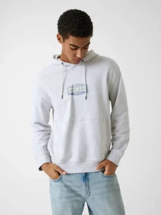 Hoodie met bedrukt logo
