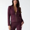 Janet-blazer Janet-blazer