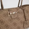 Janie 4G Logo Shoppers Janie 4G Logo Shoppers