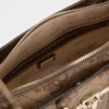 Janie 4G Logo Shoppers Janie 4G Logo Shoppers