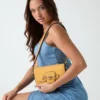 Janie Logo Crossbodytasse Janie Logo Crossbodytasse