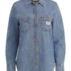 Klassiek denim overhemd met lange mouwen Klassiek denim overhemd met lange mouwen