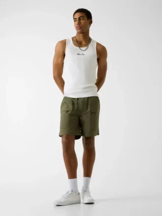 Korte broek met riem Korte broek met riem