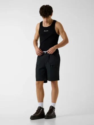 Korte broek met riem Korte broek met riem
