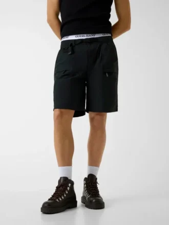 Korte broek met riem Korte broek met riem
