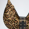 Leopard Crescent schoudertas Leopard Crescent schoudertas