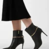 Leren enkellaarsjes met armband