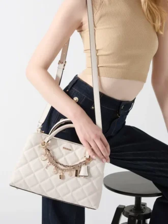 Libby Shopper