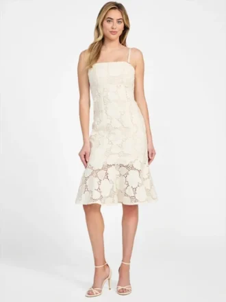 Maisy strapless kanten jurk Maisy strapless kanten jurk