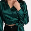Marina satijnen top met strik Marina satijnen top met strik