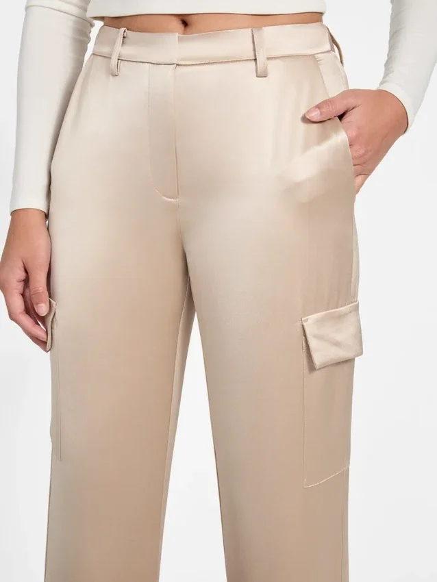 Megan Cargo-broek van satijn Megan Cargo-broek van satijn