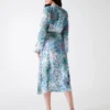 Mina gewikkelde jurk met print Mina gewikkelde jurk met print