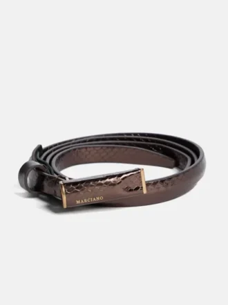 Minimalistische riem van lakleer