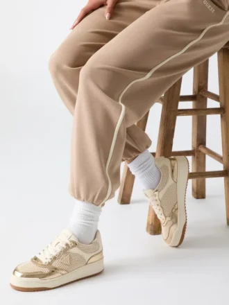 Miram lage sneakers met metallic details