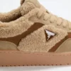 Miram sneakers van schapenvacht