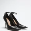 Napril Pumps with Hakken