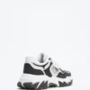 Nennzo veterschoenen met dikke zool