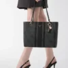 Noelle Shopper Noelle Shopper