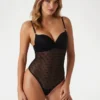 Nora gewatteerde bodysuit Nora gewatteerde bodysuit