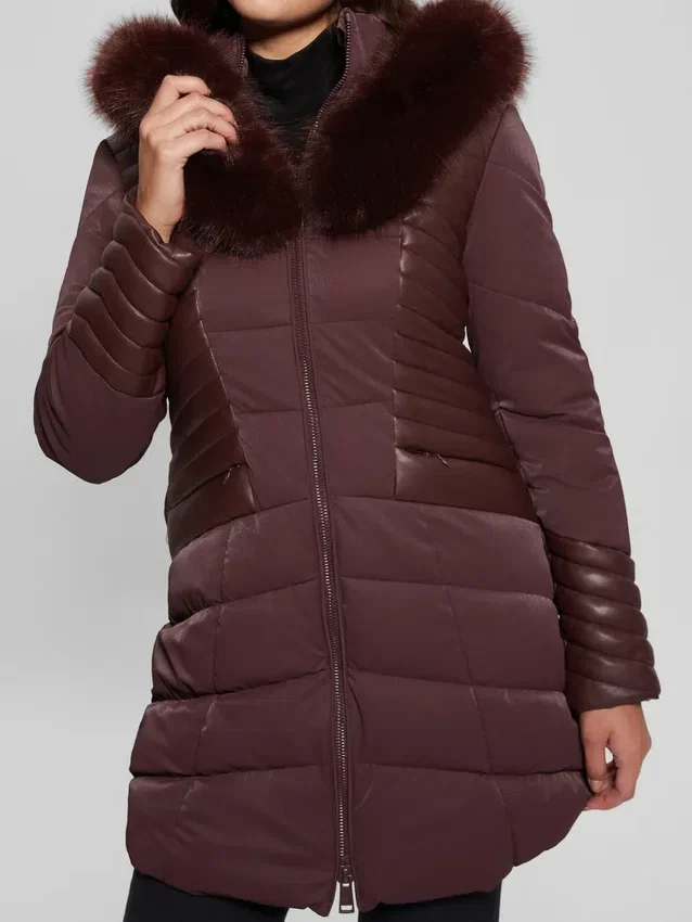 Oxana pufferjas met capuchon Oxana pufferjas met capuchon