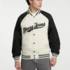 Raglan-varsityjas