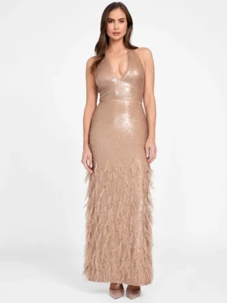Raya-jurk met veren
