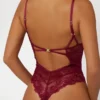 Rebecca bodysuit met bloemenkant Rebecca bodysuit met bloemenkant