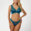 Rebecca Braziliaans slipje met bloemenkant Rebecca Braziliaans slipje met bloemenkant