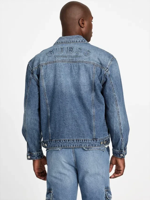 Relaxed denim truckerjas Relaxed denim truckerjas