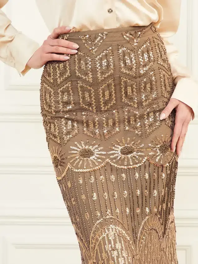 Rok met kristallen borduursels Rok met kristallen borduursels