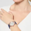 Roségoudkleurig en marineblauw siliconen analoog horloge