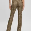 Sexy flared jeans met pythonprint Sexy flared jeans met pythonprint