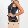 Shaida schapenvacht crossbodytas met handvat