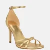 Spring geknoopte stilettohakken