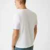 T-shirt met geborduurd logo T-shirt met geborduurd logo