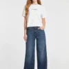 T-shirt met ronde hals en logo T-shirt met ronde hals en logo