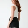 Tanktop van ribgebreid materiaal Tanktop van ribgebreid materiaal