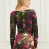 Top met plooien en zandkleurige print Top met plooien en zandkleurige print
