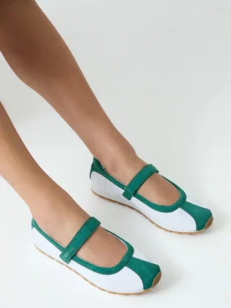 Treece Logo ballerina’s