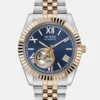 Tweekleurig analoog horloge Tweekleurig analoog horloge