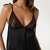 Vanessa babydoll-onderjurk en string set Vanessa babydoll-onderjurk en string set