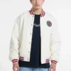 Varsity-jas met geborduurde patch Varsity-jas met geborduurde patch