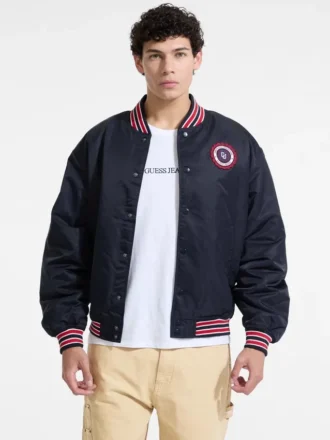 Varsity-jas met geborduurde patch