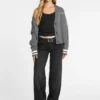 Varsity-vest met geborduurd logo Varsity-vest met geborduurd logo