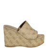 Yenise Quattro G-platforms met sleehak