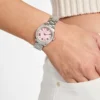 Zilverkleurig analoog horloge Zilverkleurig analoog horloge