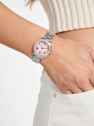 Zilverkleurig analoog horloge