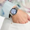 Zilverkleurig analoog horloge Zilverkleurig analoog horloge