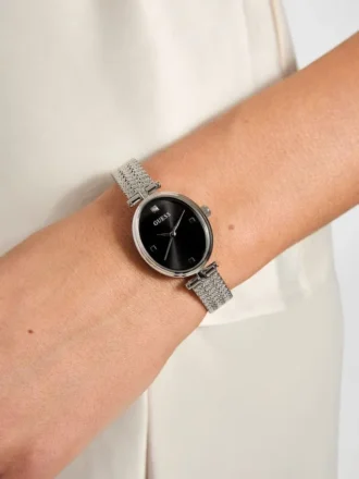 Zilverkleurig analoog horloge