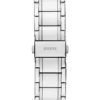 Zilverkleurig en blauw analoog horloge Zilverkleurig en blauw analoog horloge